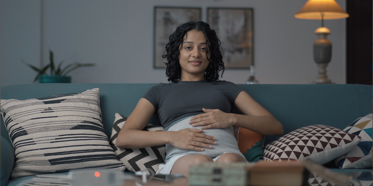 How does a heating pad help women during menstruation? — Medtechlife